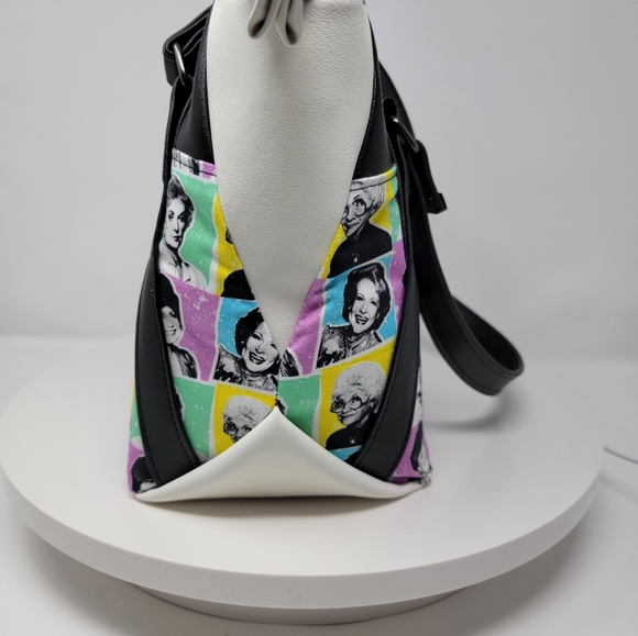 Handmade Character Black & White Pastel Hand Crafted Vinyl Hiraeth Handbag - Picture 2 of 7